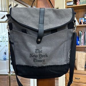 NWOT Field & Co. Hudson Computer Tote